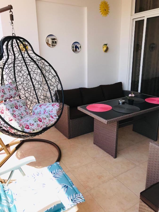 Pool Apartment Larnaca Exterior foto